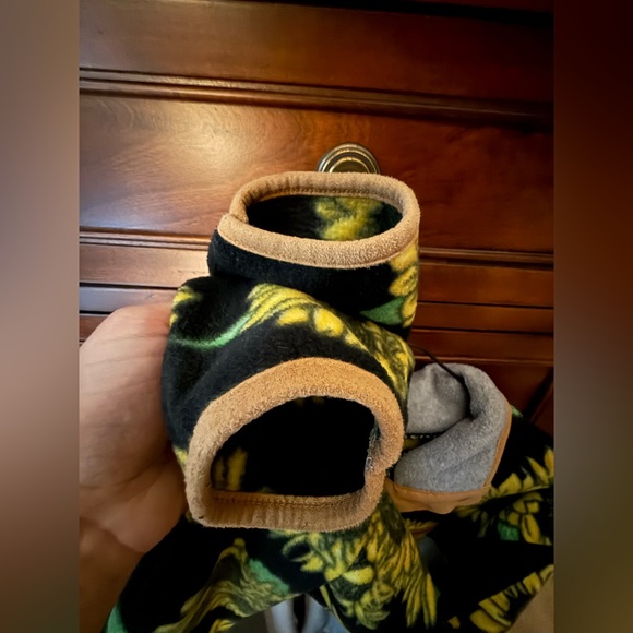 Simply Southern Sunflower Fleece Size Large - Picture 4 of 4